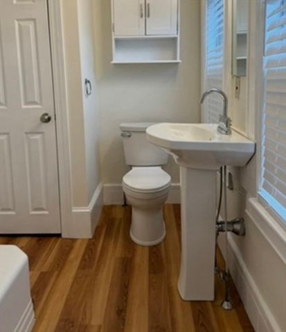 600 Washington St 5, Wellesley, MA 02482