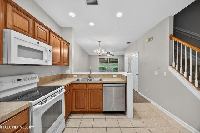 3551 PEBBLE PATH Lane, Jacksonville, FL 32224