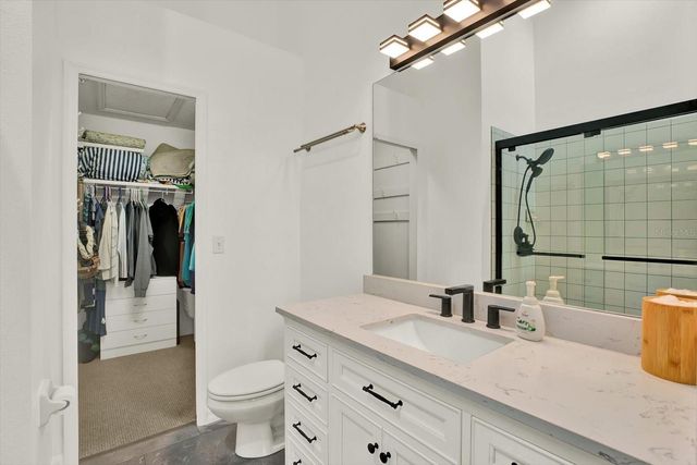 11162 KAPOK GRAND CIRCLE, Madeira Beach, FL 33708