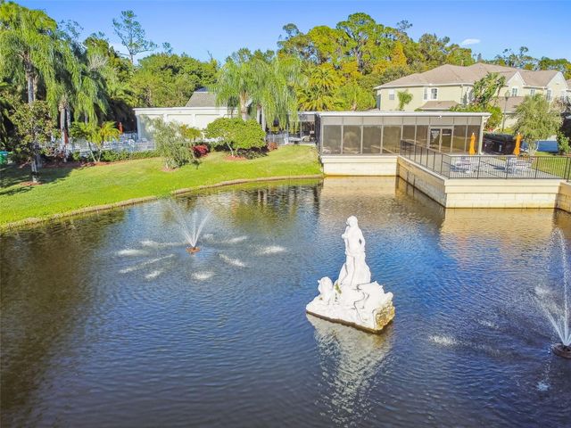 11162 KAPOK GRAND CIRCLE, Madeira Beach, FL 33708