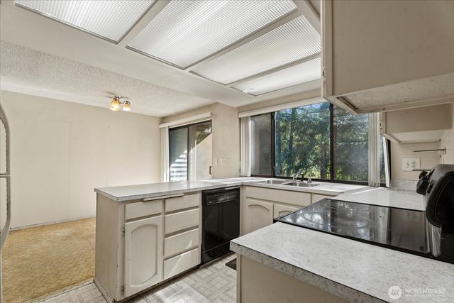 12808 12th Street SE, Lake Stevens, WA 98258