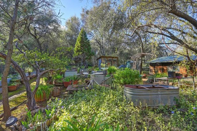 4651 Pilot Creek Ln, Pilot Hill, CA 95664