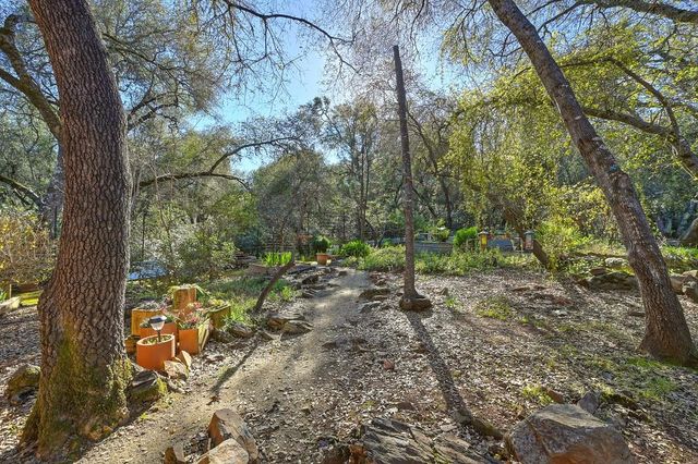 4651 Pilot Creek Ln, Pilot Hill, CA 95664