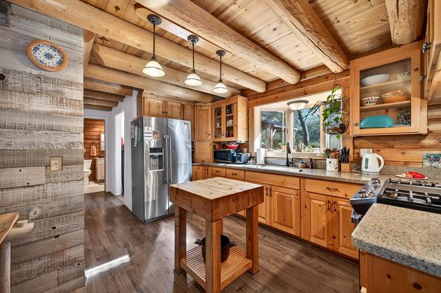 4651 Pilot Creek Ln, Pilot Hill, CA 95664