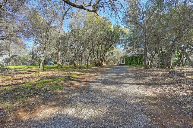 4651 Pilot Creek Ln, Pilot Hill, CA 95664