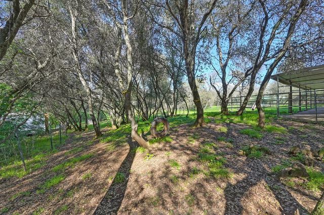 4651 Pilot Creek Ln, Pilot Hill, CA 95664