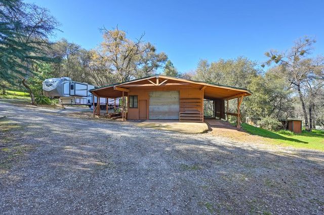 4651 Pilot Creek Ln, Pilot Hill, CA 95664