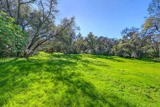 4651 Pilot Creek Ln, Pilot Hill, CA 95664