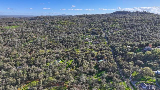 4651 Pilot Creek Ln, Pilot Hill, CA 95664