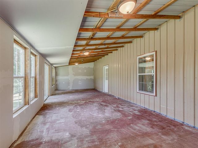 34356 Rattlesnake Hill Road, Tecumseh, OK 74873