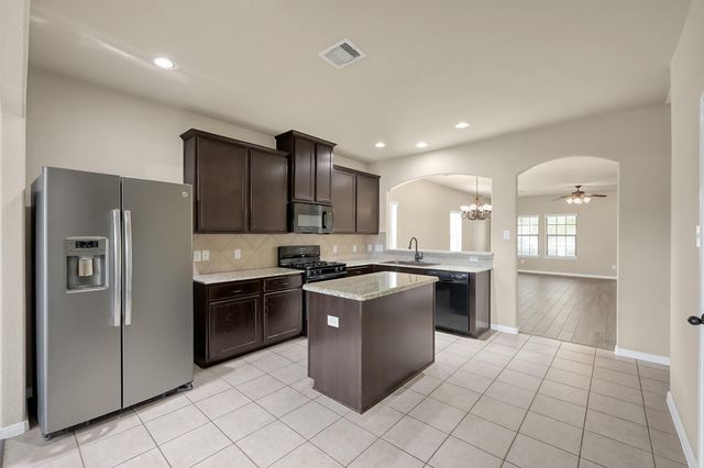 23302 E Pine Ivy Lane, Tomball, TX 77375