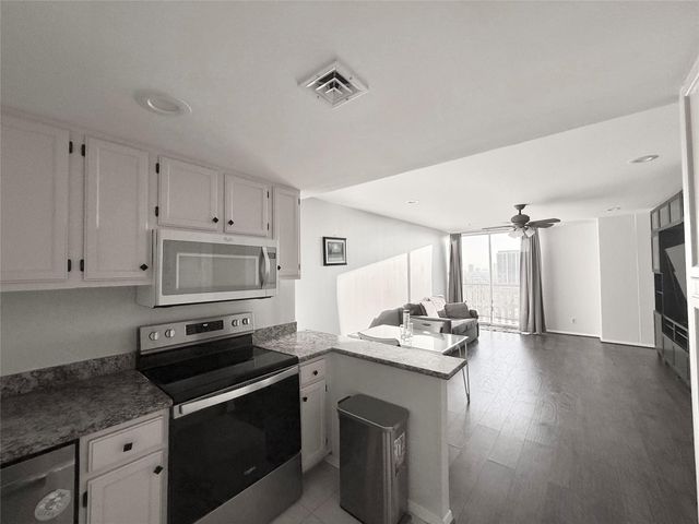 2016 Main Street 1914, Houston, TX 77002