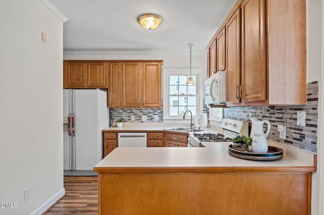 8516 Hampton Chase Court, Wake Forest, NC 27587