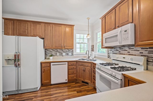 8516 Hampton Chase Court, Wake Forest, NC 27587