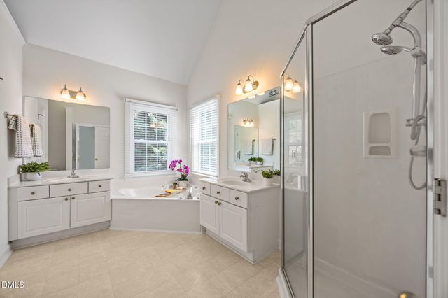 8516 Hampton Chase Court, Wake Forest, NC 27587