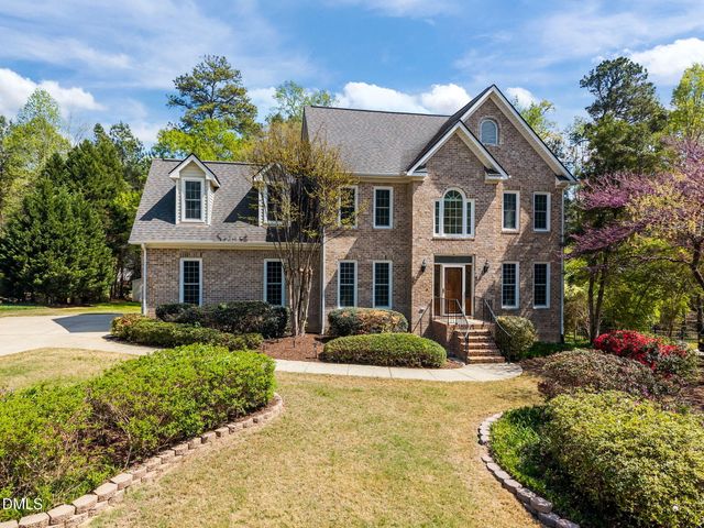 8516 Hampton Chase Court, Wake Forest, NC 27587