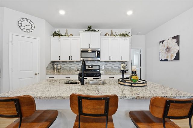 2425 Mulligan Lane, Navasota, TX 77868