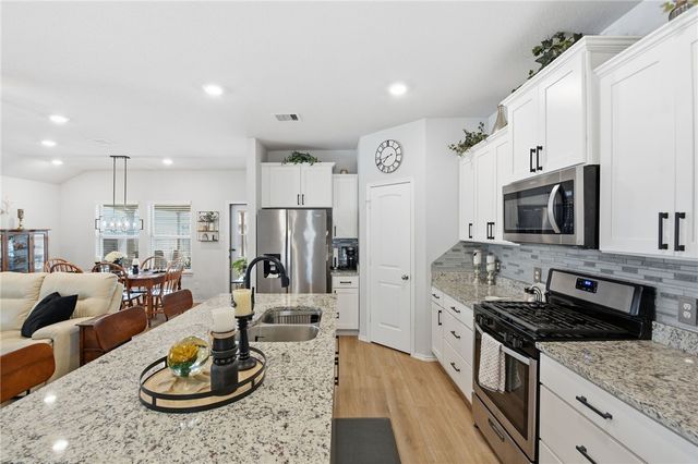 2425 Mulligan Lane, Navasota, TX 77868