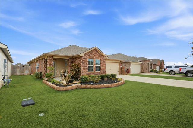 2425 Mulligan Lane, Navasota, TX 77868