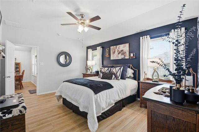 2425 Mulligan Lane, Navasota, TX 77868