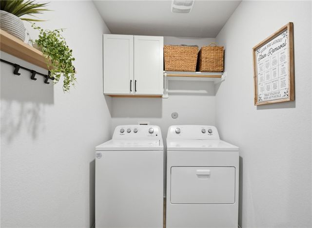 2425 Mulligan Lane, Navasota, TX 77868