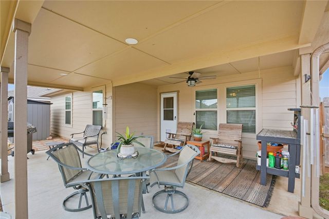 2425 Mulligan Lane, Navasota, TX 77868