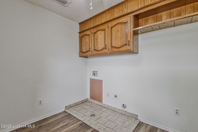 1804 E Hester Street, Brownfield, TX 79316