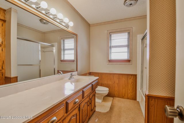 1804 E Hester Street, Brownfield, TX 79316