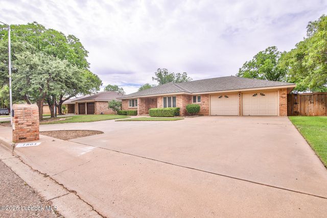 1804 E Hester Street, Brownfield, TX 79316