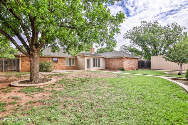 1804 E Hester Street, Brownfield, TX 79316