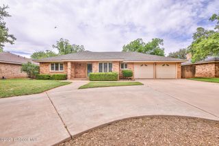 1804 E Hester Street, Brownfield, TX 79316