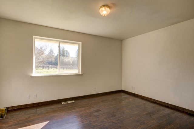 3900 Tawanka Rd, Somerset, CA 95684