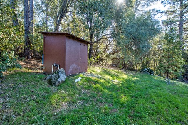 3900 Tawanka Rd, Somerset, CA 95684