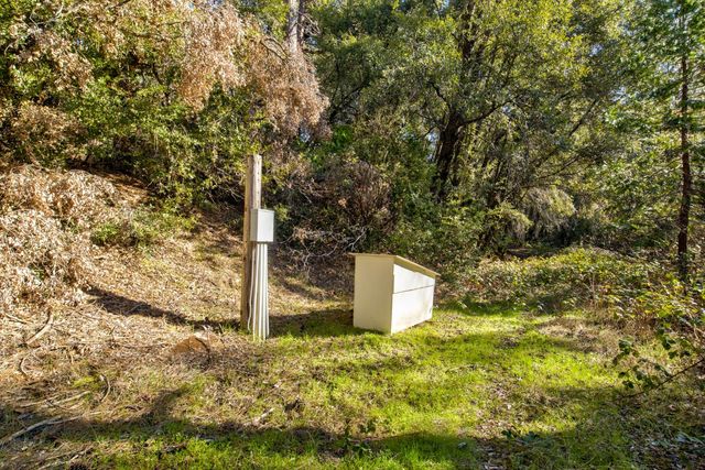 3900 Tawanka Rd, Somerset, CA 95684