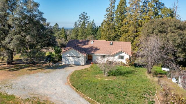 3900 Tawanka Rd, Somerset, CA 95684