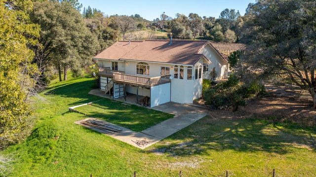 3900 Tawanka Rd, Somerset, CA 95684