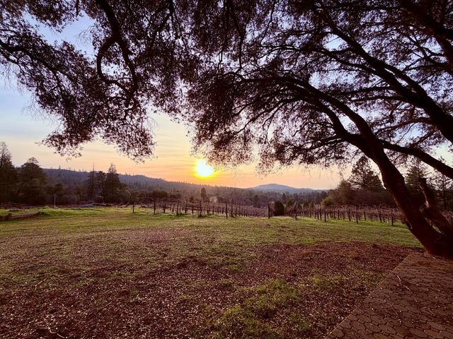 3900 Tawanka Rd, Somerset, CA 95684