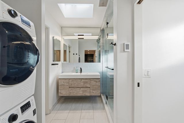 820 46th St., Oakland, CA 94608