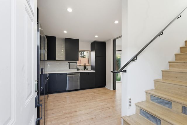 820 46th St., Oakland, CA 94608