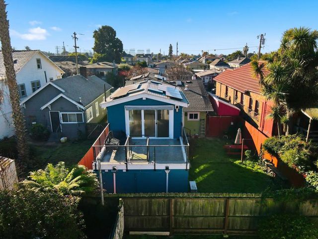 820 46th St., Oakland, CA 94608