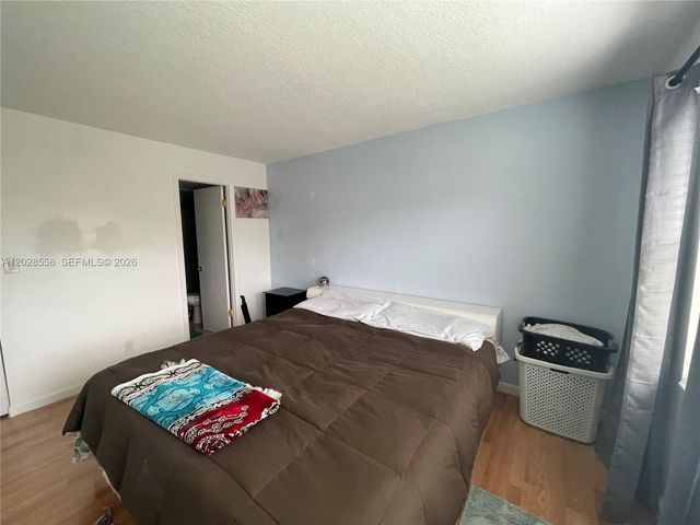 9281 Sunrise Lakes Boulevard 209, Sunrise, FL 33322