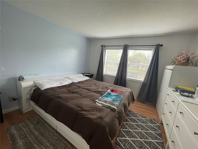 9281 Sunrise Lakes Boulevard 209, Sunrise, FL 33322