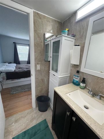 9281 Sunrise Lakes Boulevard 209, Sunrise, FL 33322