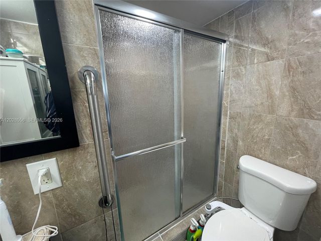 9281 Sunrise Lakes Boulevard 209, Sunrise, FL 33322