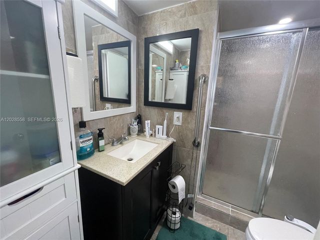 9281 Sunrise Lakes Boulevard 209, Sunrise, FL 33322