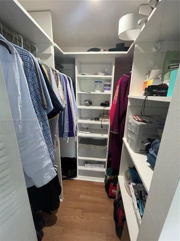 9281 Sunrise Lakes Boulevard 209, Sunrise, FL 33322