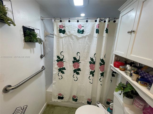 9281 Sunrise Lakes Boulevard 209, Sunrise, FL 33322