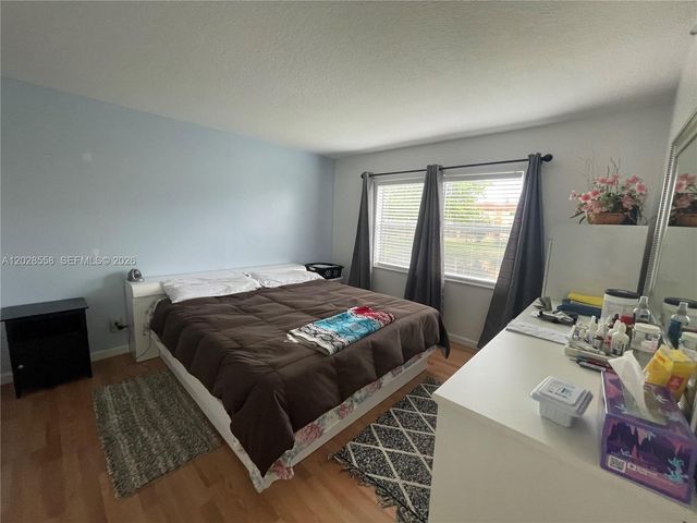 9281 Sunrise Lakes Boulevard 209, Sunrise, FL 33322