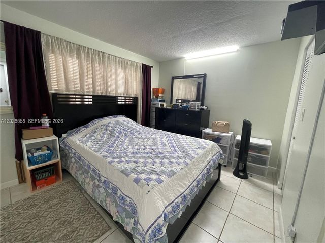9281 Sunrise Lakes Boulevard 209, Sunrise, FL 33322