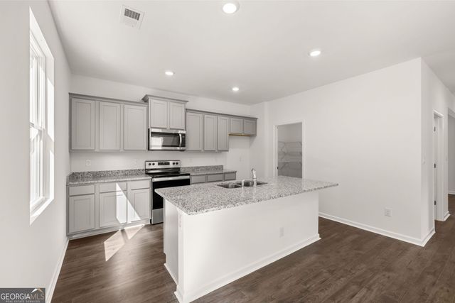 668 Whitman Lane, Stockbridge, GA 30281